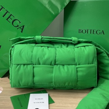 보테가베네타 628951 패딩 테크 카세트백