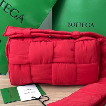 보테가베네타 628951 패딩 테크 카세트백