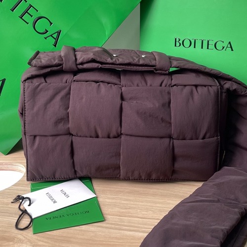 보테가베네타 628951 패딩 테크 카세트백