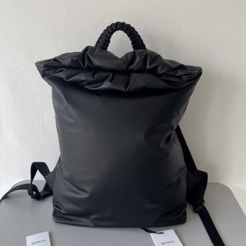 보테가베네타 THE POUCH 더 파우치 백팩