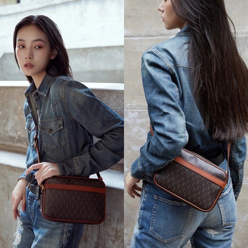 생로랑 LE 모노그램 카메라백