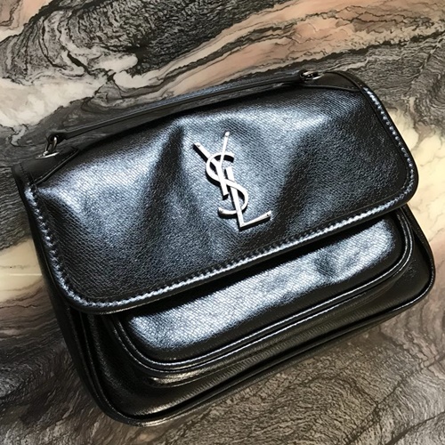 생로랑 NIKI 니키백 22cm