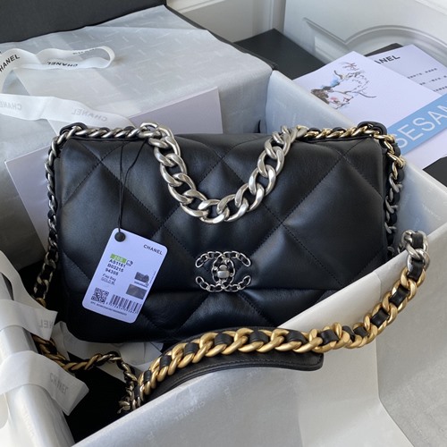 샤넬 19 플랩백 30cm