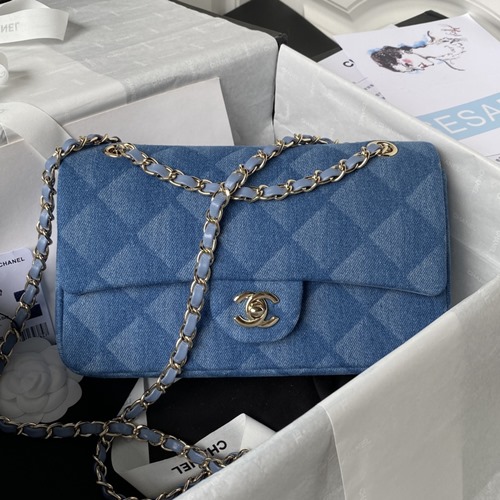 샤넬 22B 데님 플랩백 25cm