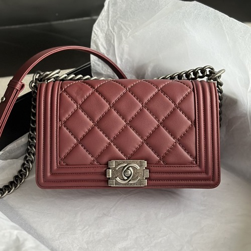 샤넬 A67086 미디움 보이백