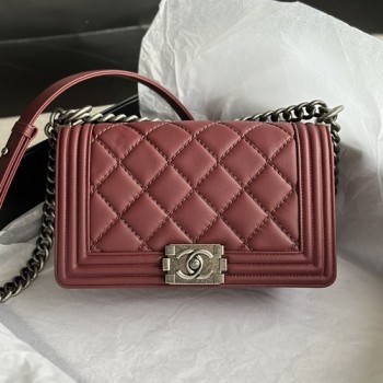 샤넬 A67086 미디움 보이백