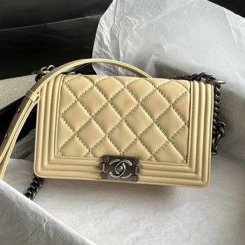 샤넬 A67086 미디움 보이백