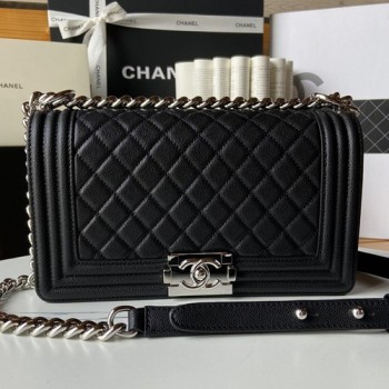 샤넬 보이백 미듐 25cm