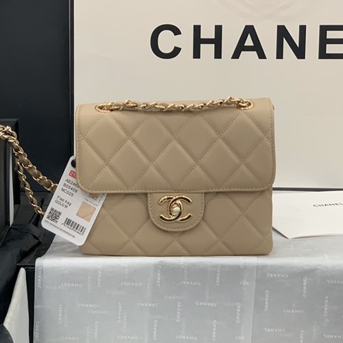 샤넬 클래식 카프스킨 체인백