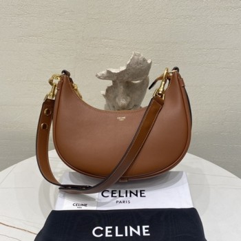 셀린느 AVA 호보백