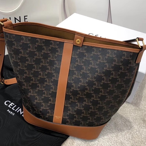 셀린느 TRIOMPHE  트리오페 버킷백