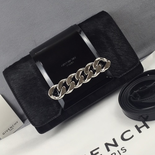 지방시 INFINTY FLAY 인피니티 체인 플랩백