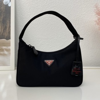 클래식 리에디션 테수토 미니 호보백