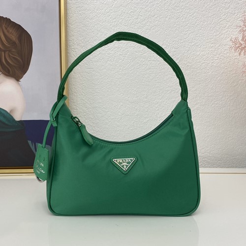 클래식 리에디션 테수토 미니 호보백