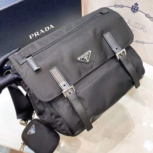 프라다 1BD671 포코노 메신저백