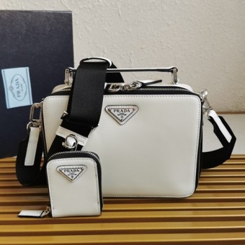프라다 2VH069 삼각 로고 브리크 브러시드 레더 메신저백