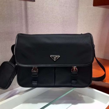프라다 나일론 메신저백