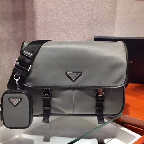 프라다 나일론 메신저백