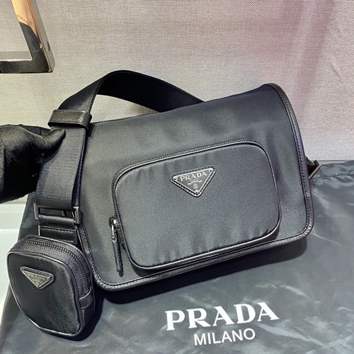 프라다 리나일론 파우치 숄더백