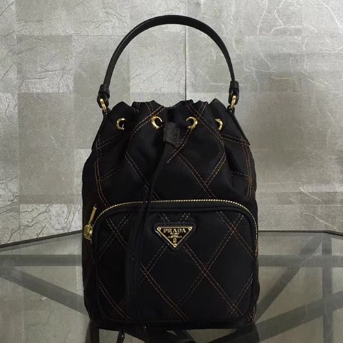 프라다 미니 버킷백