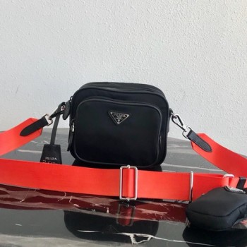 프라다 숄더백 14.5cm