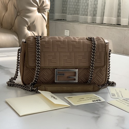 펜디 ICONIC BAGUETTE 아이코닉 바게트백