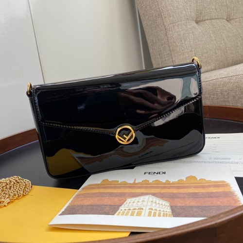 펜디 KANI F 칸아이 에프 체인백