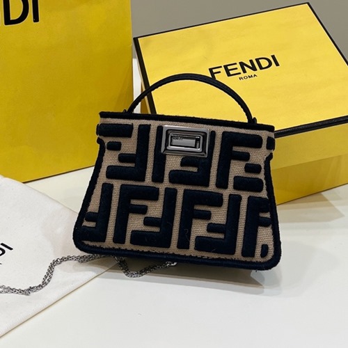 펜디 PEEKABOO 피카부백 13cm