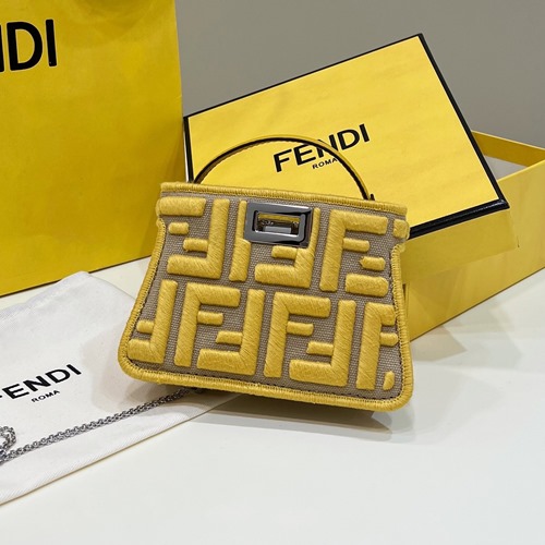 펜디 PEEKABOO 피카부백 13cm