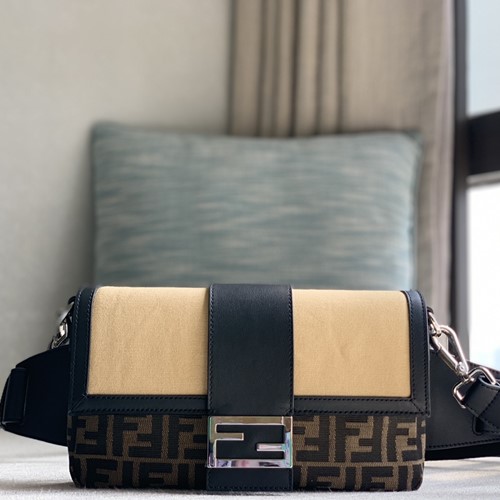 펜디 바게트 벨트백