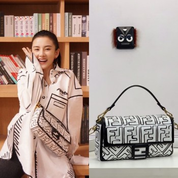 펜디 바게트백 미듐 26cm