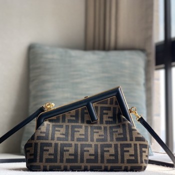 펜디 퍼스트 스몰 숄더백