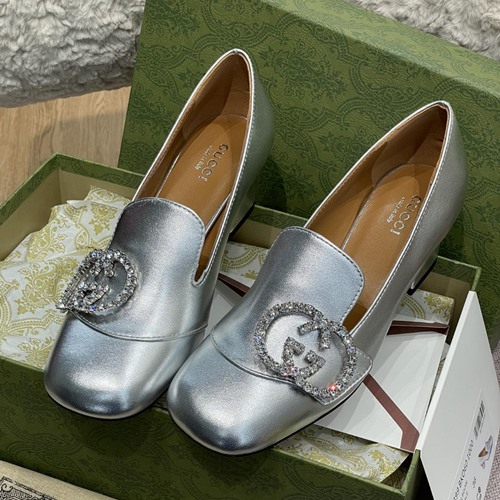 구찌 GG로고 로퍼힐