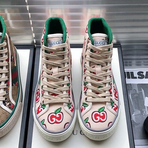 구찌 남.여 하이탑 스니커즈