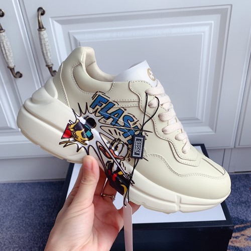 구찌 라이톤 플래시트렉 래더 남.여 스니커즈