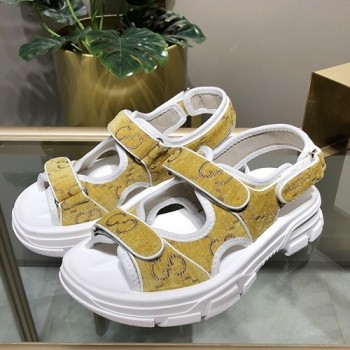 구찌 벨크로 대디 벨벳 샌들