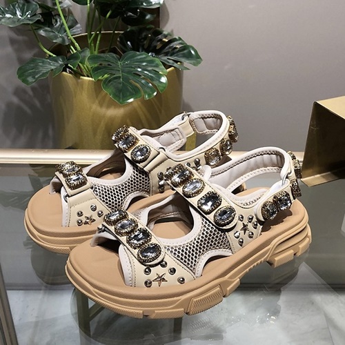 구찌 벨크로 대디 비즈 샌들