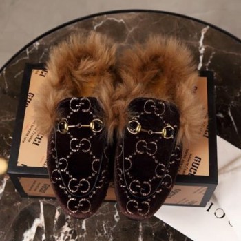 구찌 조르단 퍼 블로퍼