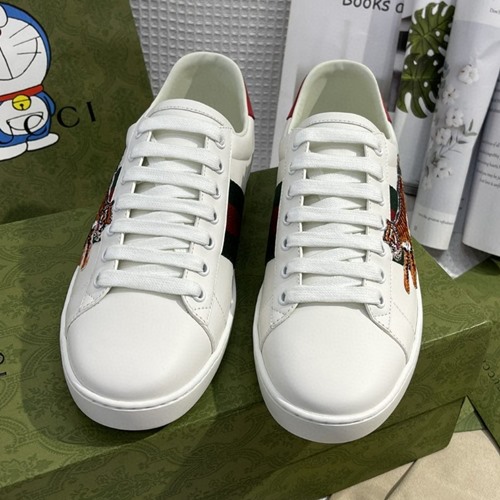 구찌 타이거 남.여 스니커즈