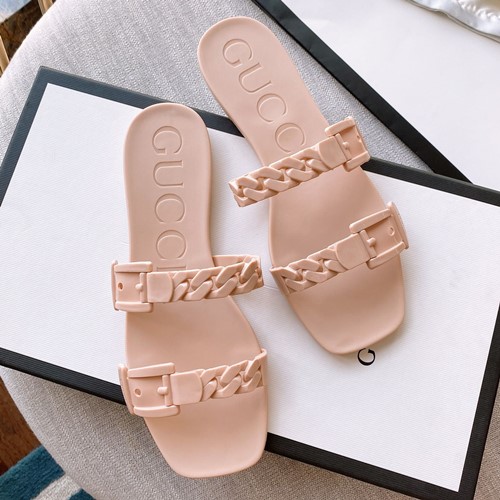 구찌 트위스트 버클 러버 슬라이드 젤리슈즈
