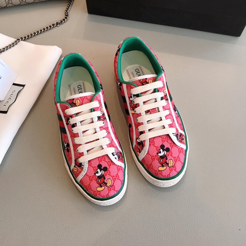 구찌×디즈니 콜라보 스니커즈