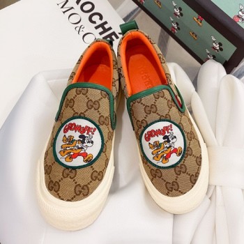 구찌×디즈니 콜라보 슬립온