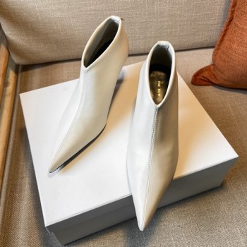 더 로우 Bourgeoise 앵클부츠