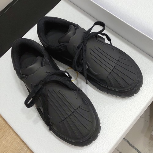 디올 ID 스니커즈