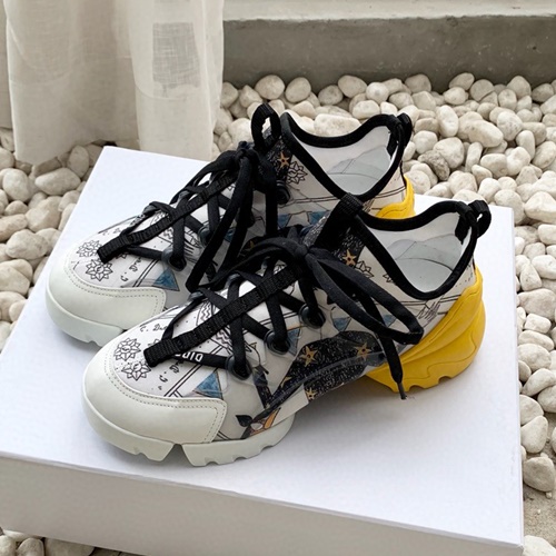 디올 디 커넥트 스니커즈