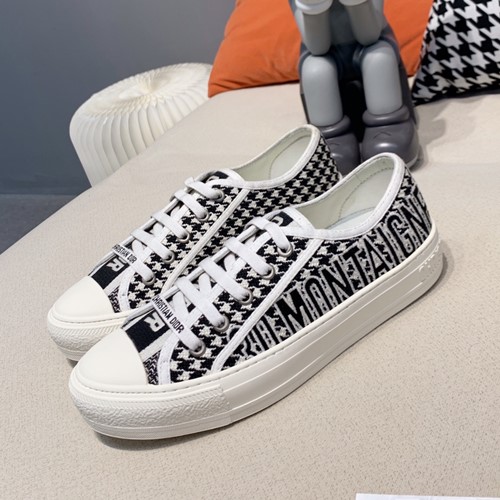 디올 로우탑 스니커즈