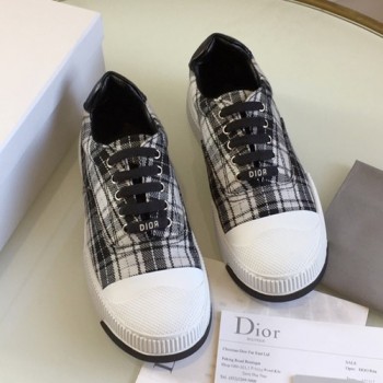 디올 스니커즈