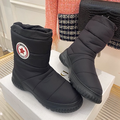 디올 시그니쳐 패치 디올 프로스트 앵클 부츠