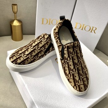 디올 오블리크 슬립온