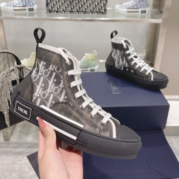 디올 카우스 콜라보 하이탑